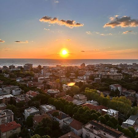 Panoramico Appartamento Vista Mare Rimini Exterior photo